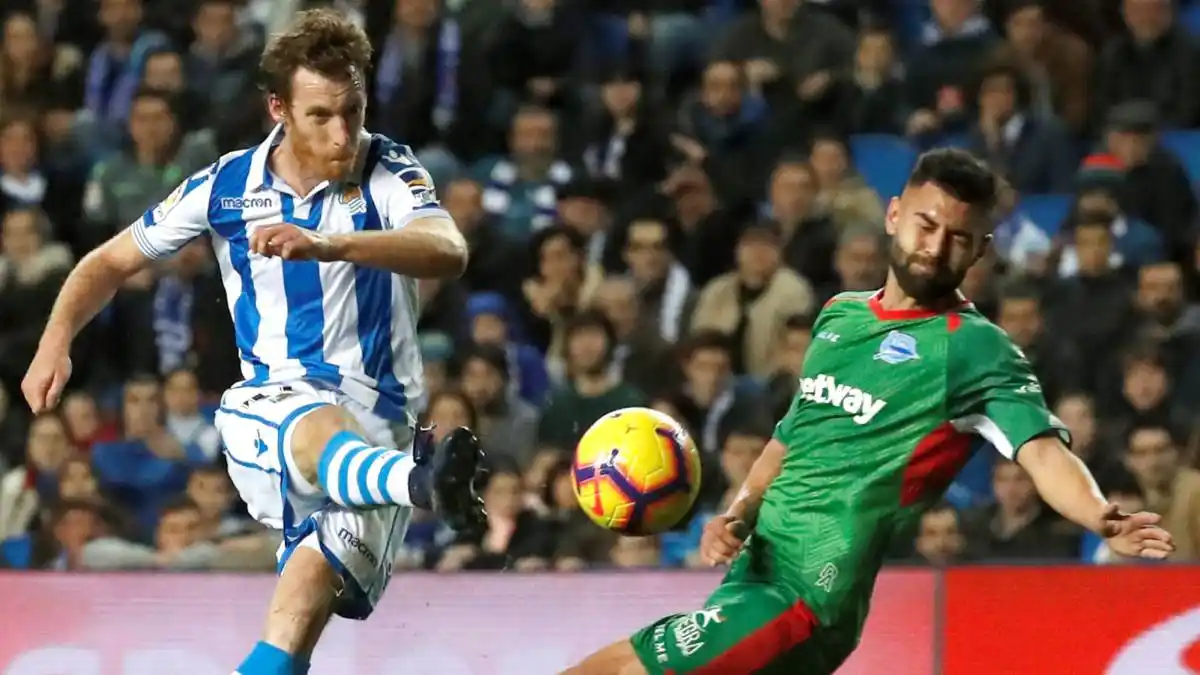 Real Sociedad goleó y quedó como escolta