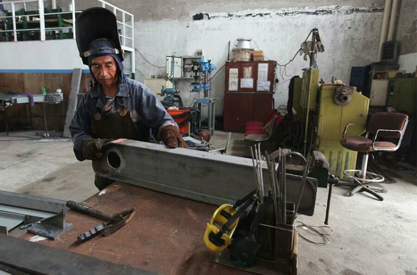 Nuevos créditos para Pymes: "Es un pequeño aire para la industria"