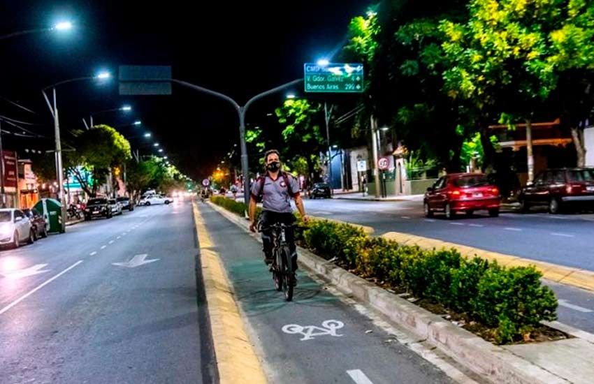 Es oficial: restricción a la circulación vehicular durante todo el día y se adelanta el horario de cierre de bares