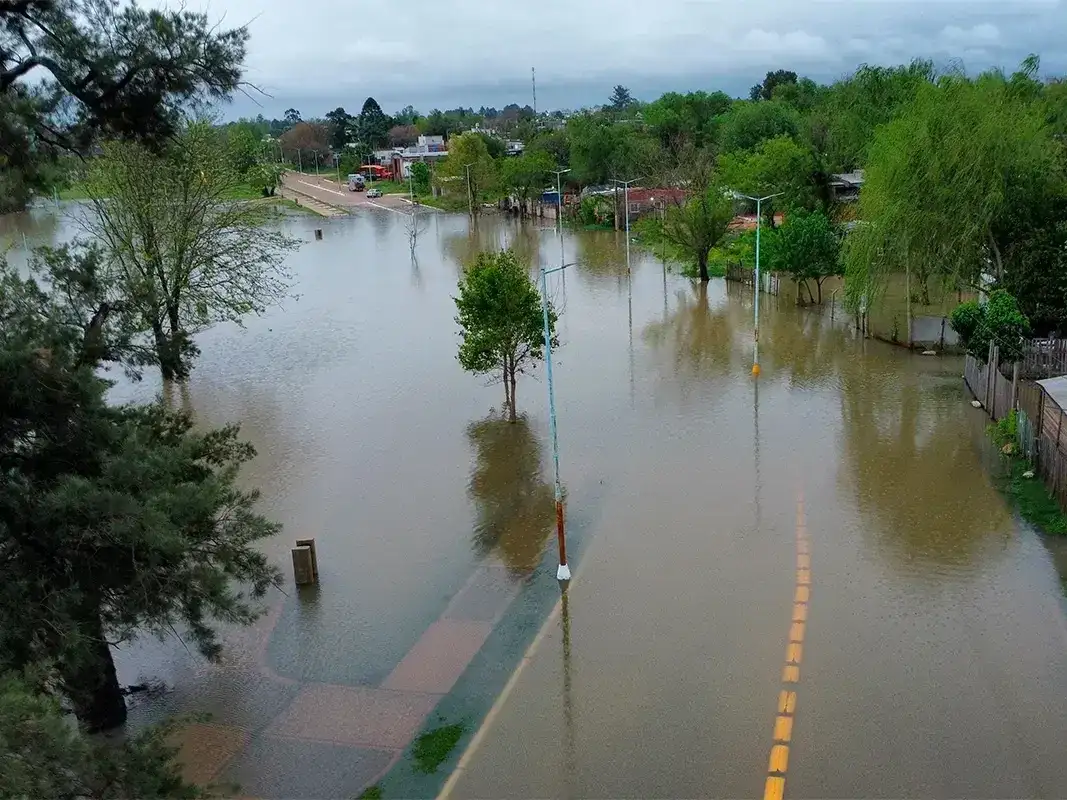 Crecida del río Uruguay: anticipan niveles máximos y mantienen la alerta en varias ciudades
