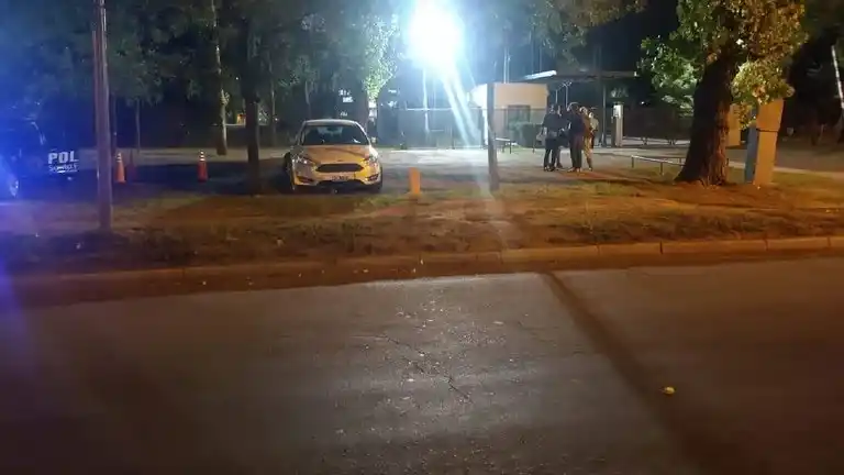 Rosario: atacaron a tiros canal de TV y el frente de una cárcel
