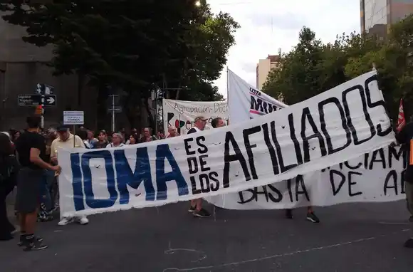 Afiliados del IOMA denunciaron “falta de materiales para cirugías y atención ambulatoria”