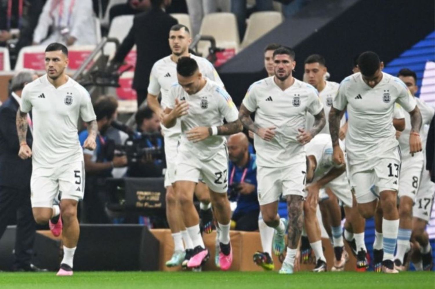 Viral: el error en una camiseta de la Selección que se vende en La Plata