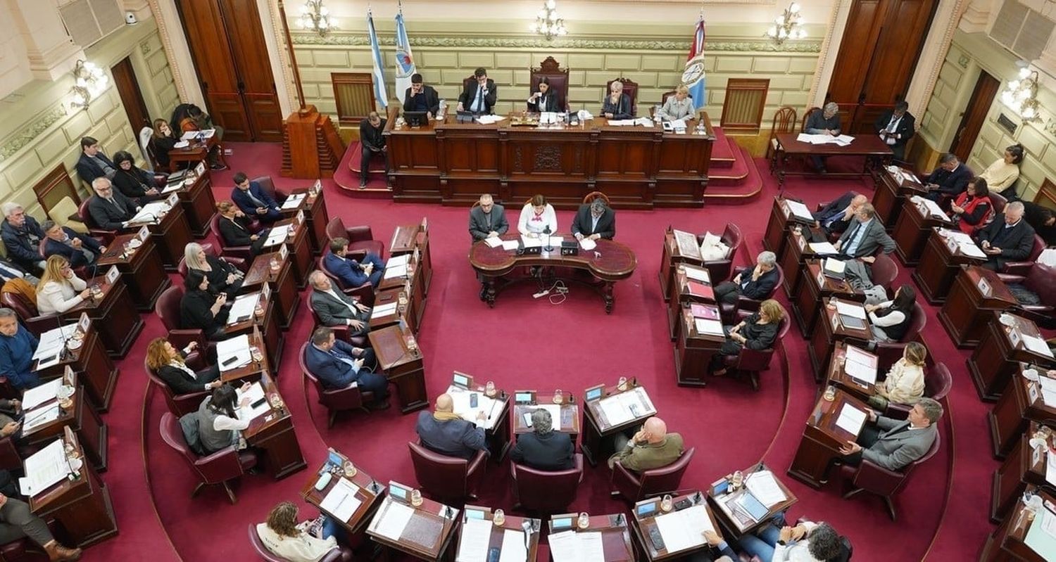 En la Cámara de Diputados se acumulan proyectos para discutir la reforma constitucional. Foto: Archivo