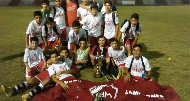El U13 de Mitre se coronó en el Torneo de Clubes