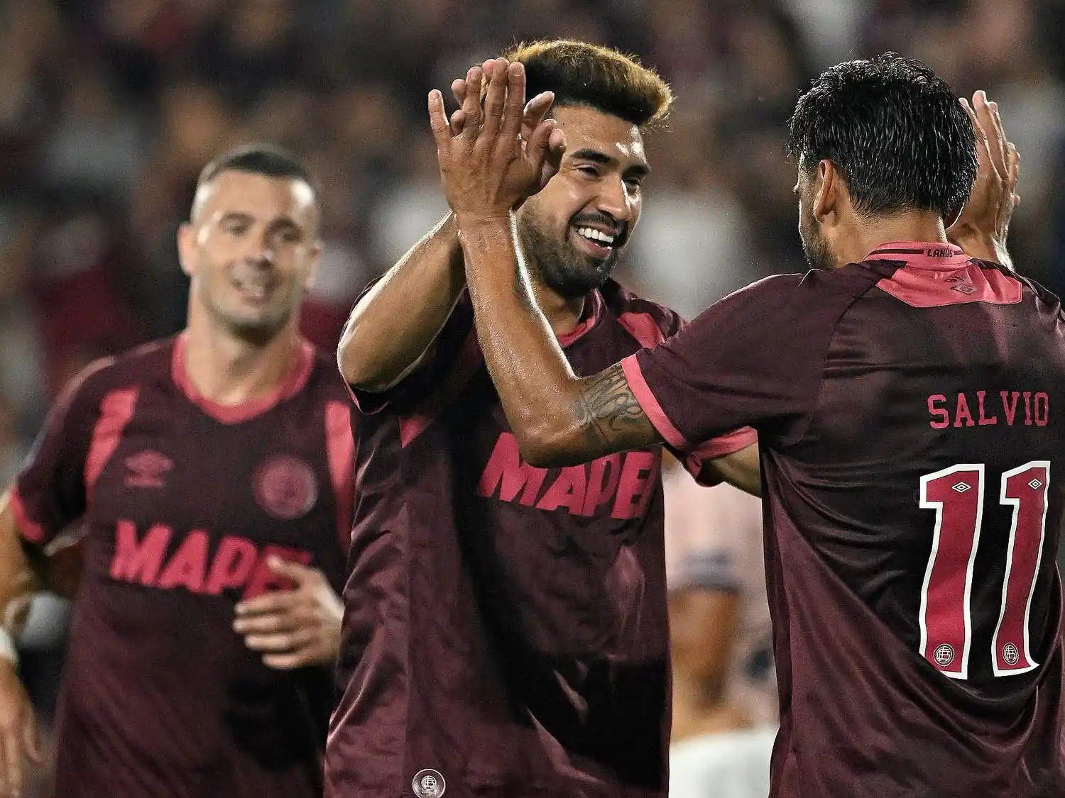 Lanús, con puntaje ideal en la zona A