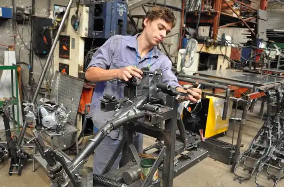 Las ART deberán cubrir los casos de coronavirus que presenten los trabajadores