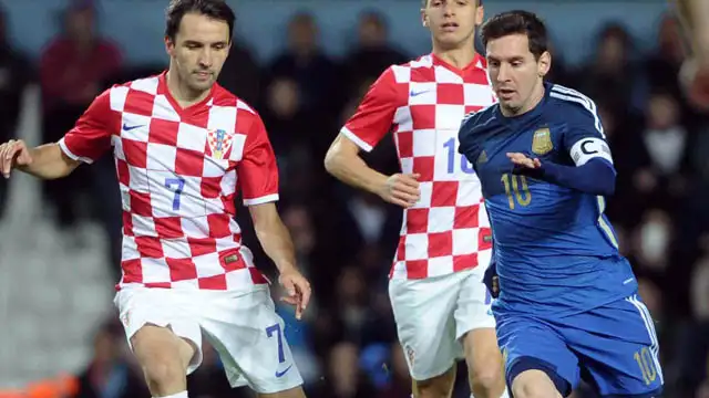 Con Messi y con Tevez, Argentina le ganó a Croacia