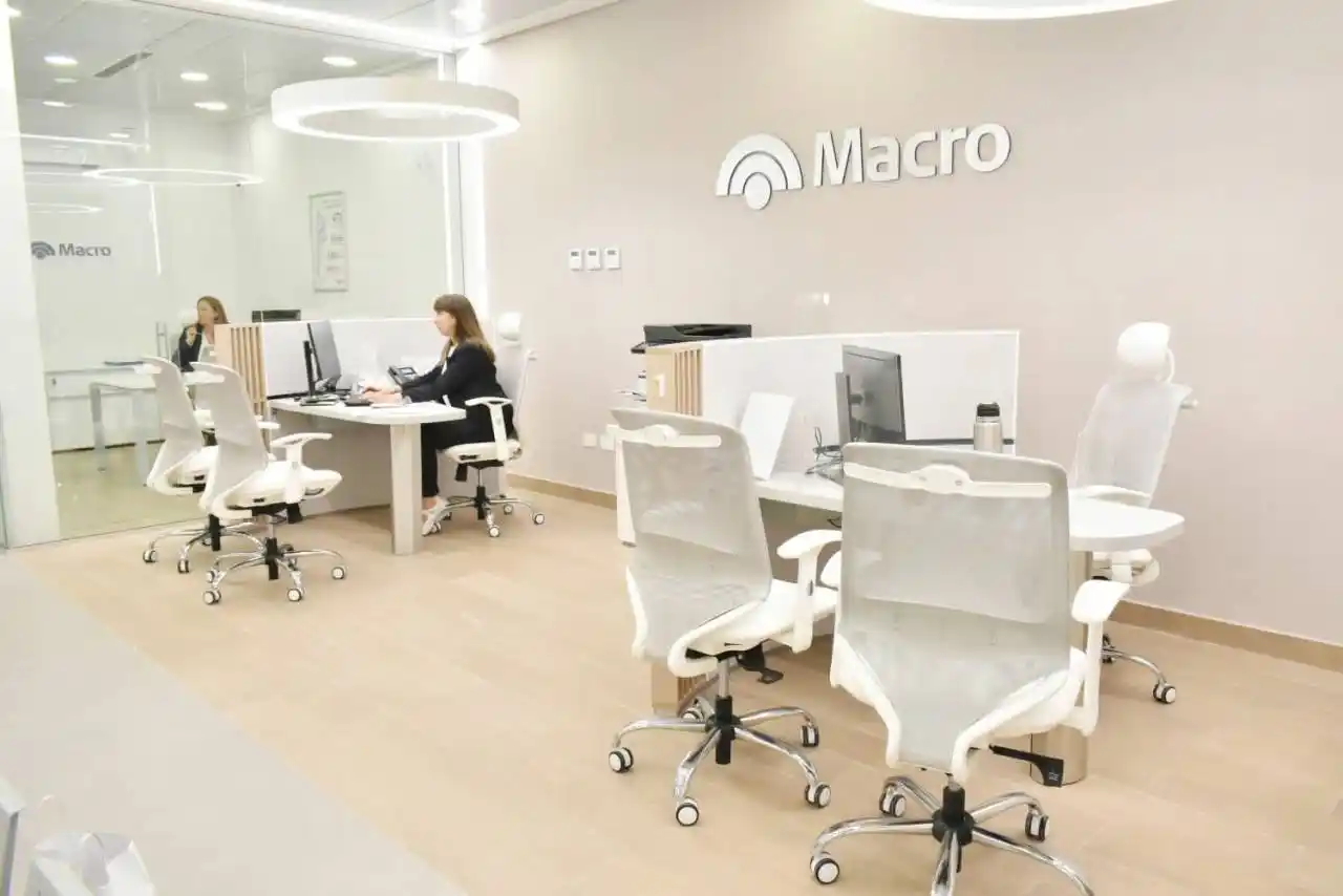 Se tramita una acción colectiva contra el Banco Macro por el débito del �Sseguro de cajero⬝