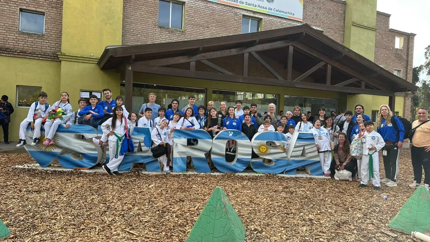 Taekwondo: Buena participación de tresarroyenses en Córdoba