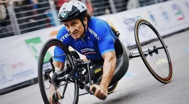 Tras sufrir otro accidente, Zanardi lucha por su vida
