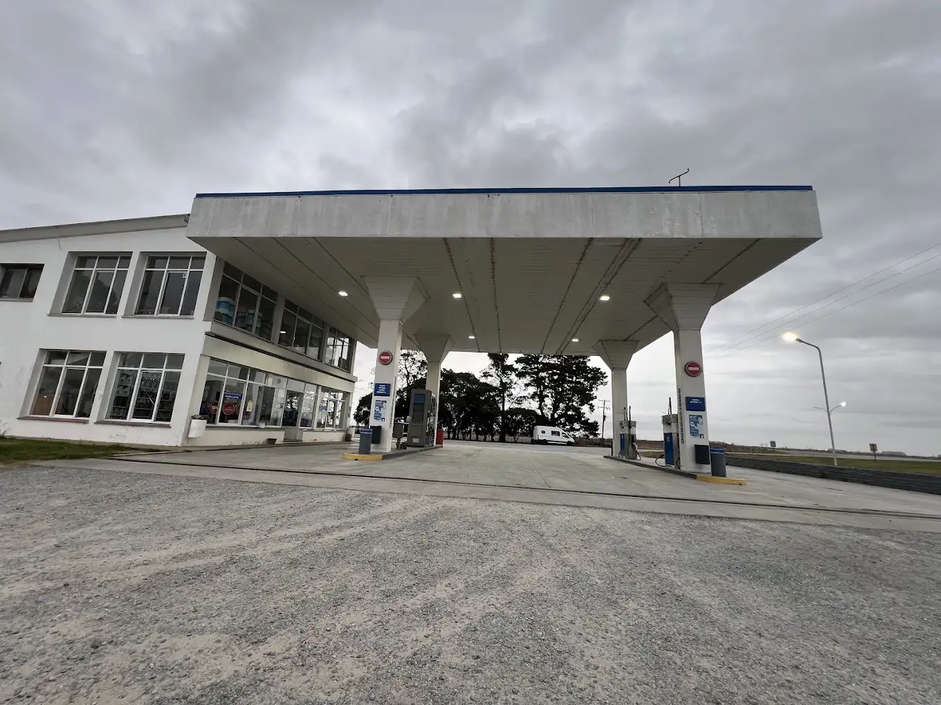 Asaltaron al playero de la estación de servicios de la Ruta 30