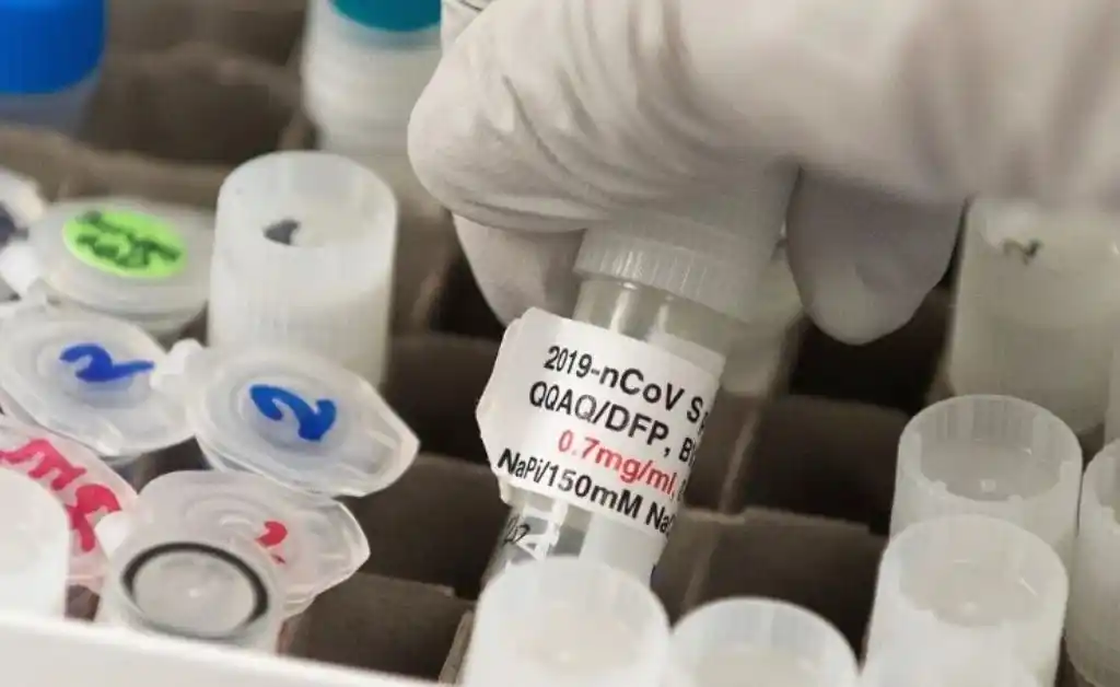 Chile autoriza pruebas clínicas de dos vacunas contra el coronavirus
