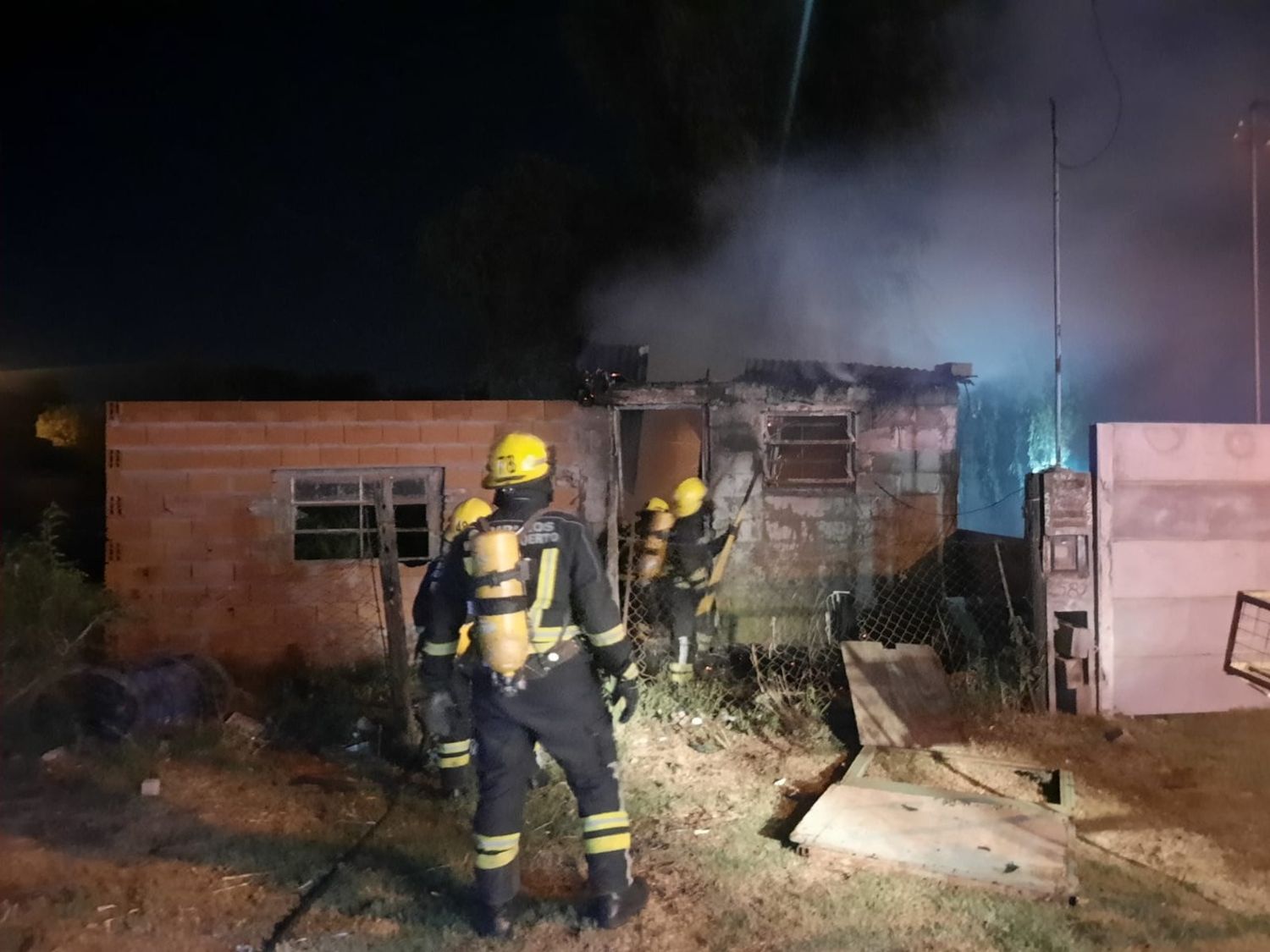 Venado Tuerto: incendio de una vivienda en Salvadores al 500