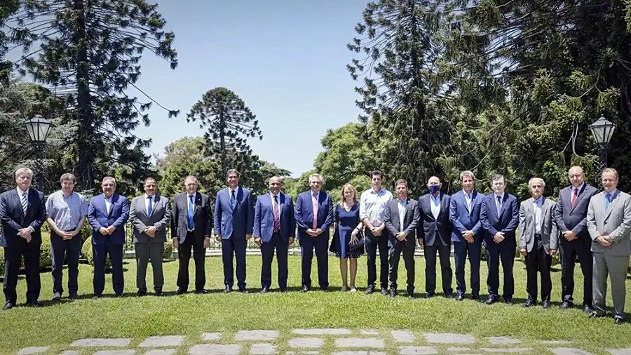 La “Liga de Gobernadores del FdT” va por la reforma de la Corte y la puja con CABA por los fondos