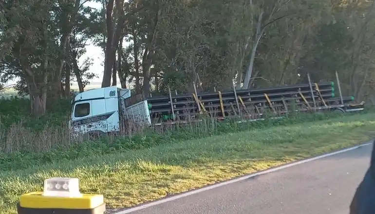 El conductor del camión salió ileso