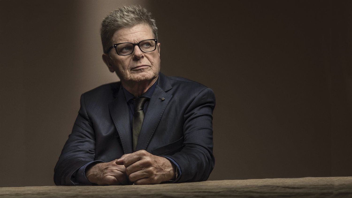 Charla Magistral de Gustavo Santaolalla en la Universidad Adventista del Plata