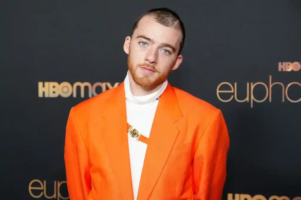 Era  embajador de la línea de perfumes Polo Fragrances.