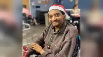 Henry Earl, figura icónica gracias a sus frecuentes encuentros con la justicia.