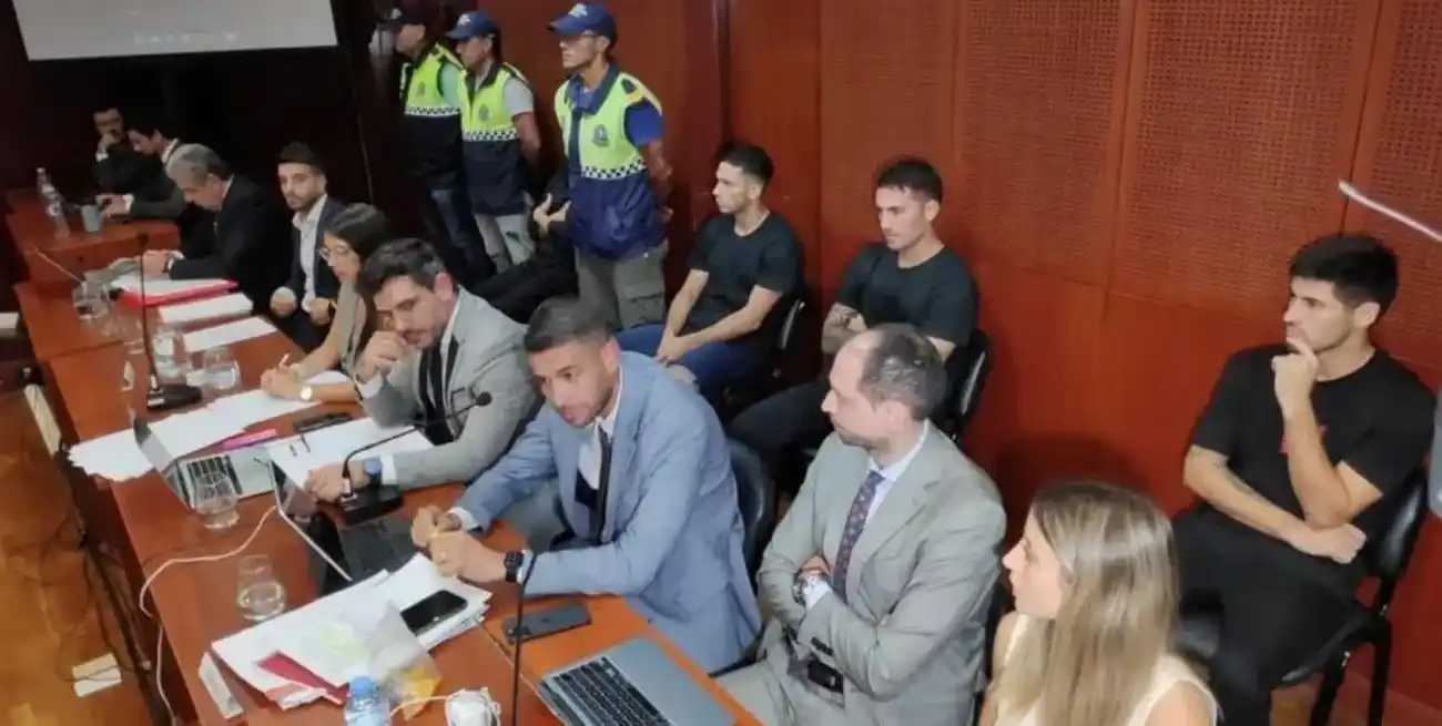 Sobreseyeron a los exjugadores de Vélez acusados por abuso: "Rompieron en llanto"
