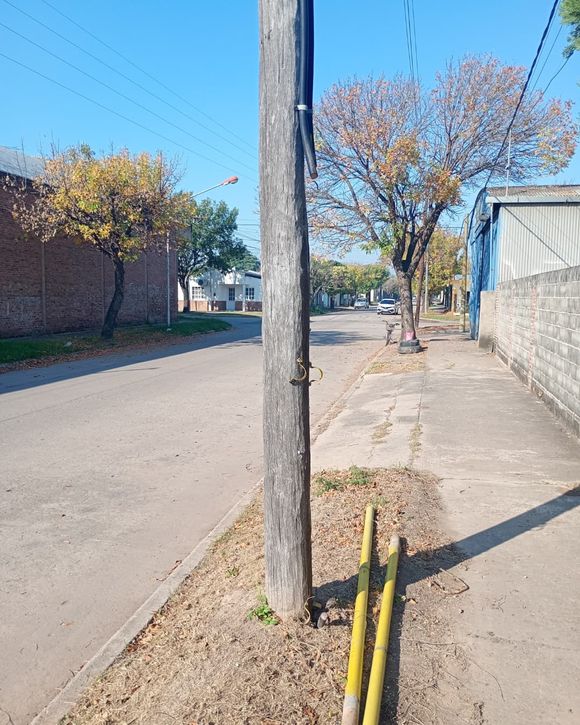 Robaron cables que dan servicio de telefonía e internet en San Vicente