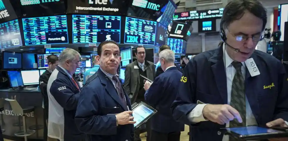 REVUELO MUNDIAL: bolsas europeas caen tras positivo de COVID-19 de Donald Trump