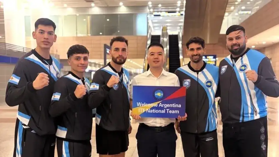 El marplatense Tomás Maimone llegó a China con la Selección Argentina de Taekwondo ITF