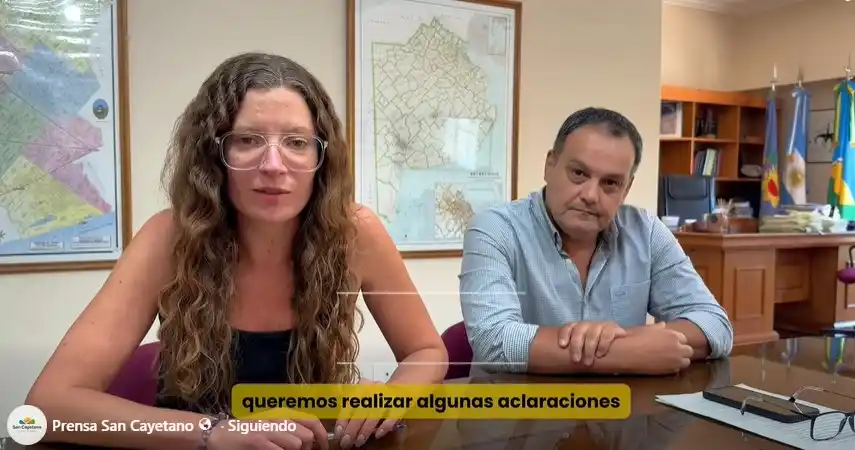 La Secretaria de Gobierno y Hacienda, Melisa Eriksen, y el contador municipal, Sebastián Chiaradía, durante la respuesta