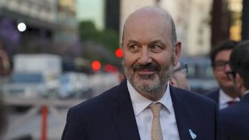 Sturzenegger admite demoras en privatizar rutas y reactivar la obra pública