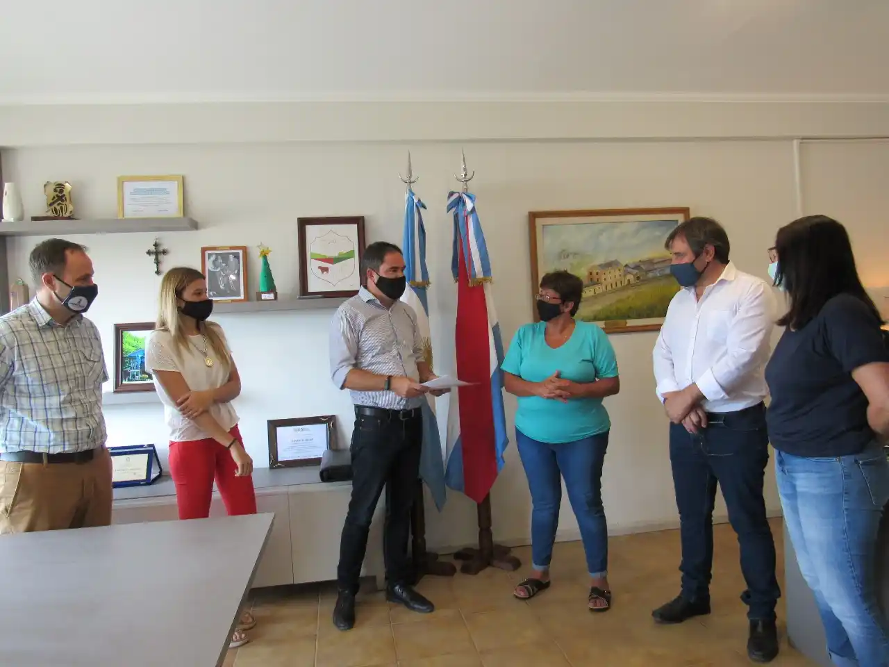 Larroque: la Municipalidad dispuso el ascenso de varios trabajadores comunales