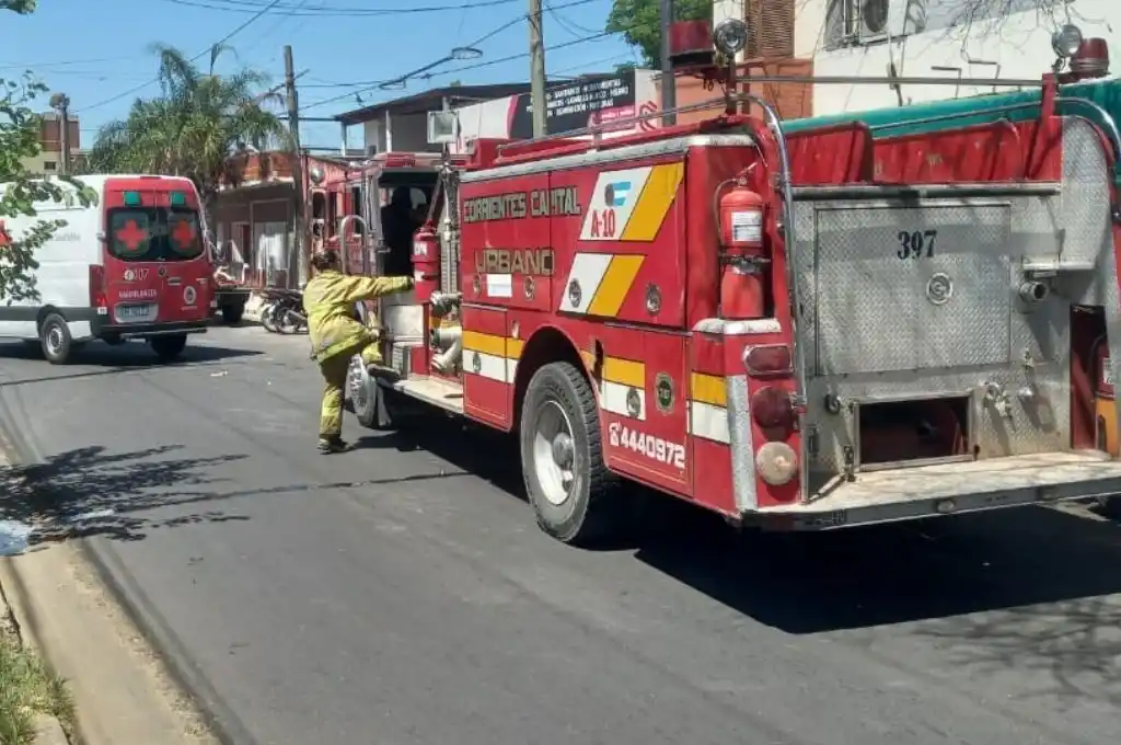 Se le incrustó una escalera en el cuerpo a un joven correntino mientras trabajaba