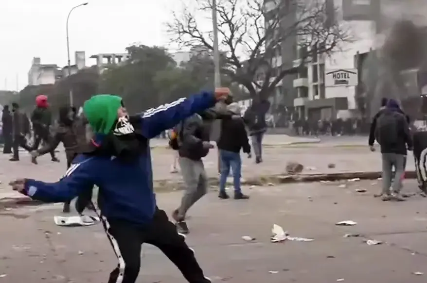 En medio de protestas y más represión, juraron la reforma de la Carta Magna en Jujuy