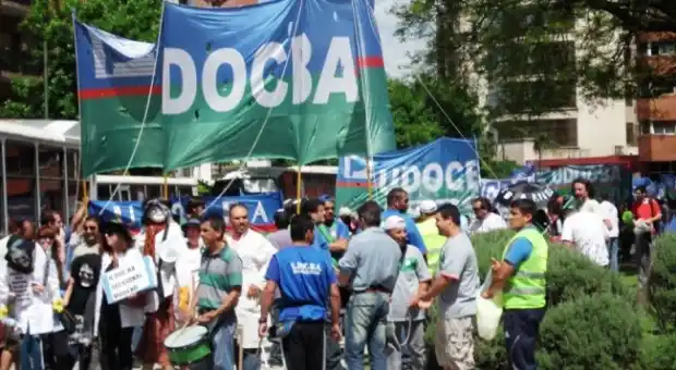 Paro de docentes bonaerenses de UDOCBA