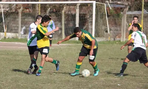 Unión del Suburbio se quedó con el clásico de Sub 23 en la División B