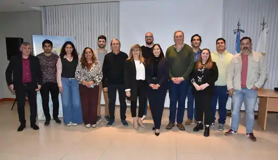 Entrega de carnets a nuevos matriculados en el Colegio de Ingenieros del Distrito III