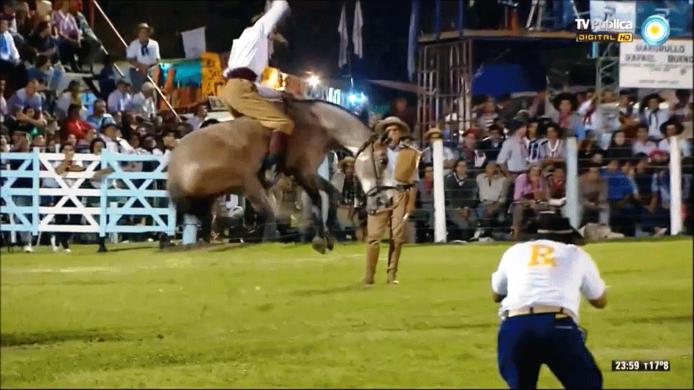 Arranca en Diamante el Festival Nacional de Jineteada y Folklore