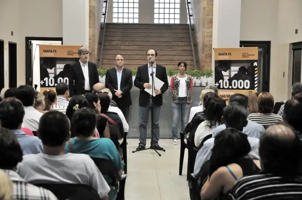 El Plan de Regularización Dominial ya alcanzó a más de 10 mil familias en la ciudad