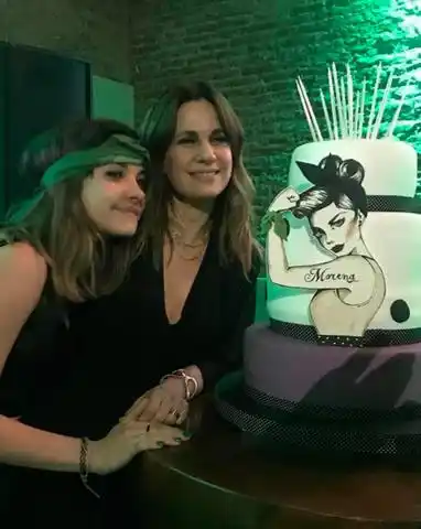 Morena Echarri le puso verde a su cumple de quince