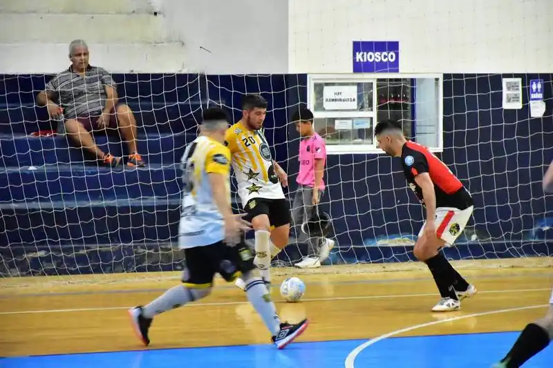 Arrancó la novena del Clausura
y hoy se completará la fecha