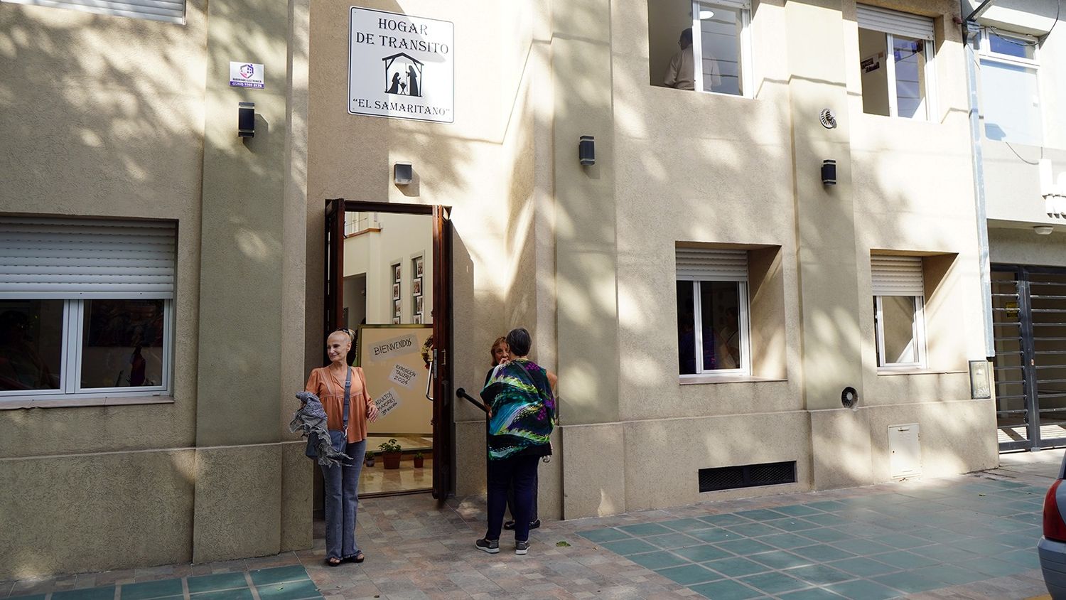 Venta de pizzas y pastelitos a beneficio de El Samaritano