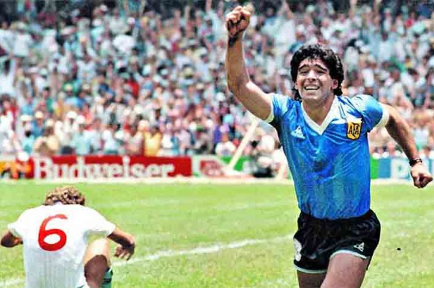 En homenaje al gol de Maradona a los ingleses, hoy es el Día del Futbolista Argentino