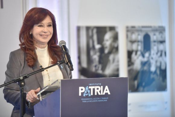 Cristina Kirchner pidió "pericia psiquiátrica" para los que dicen que Villarruel es "peronista"