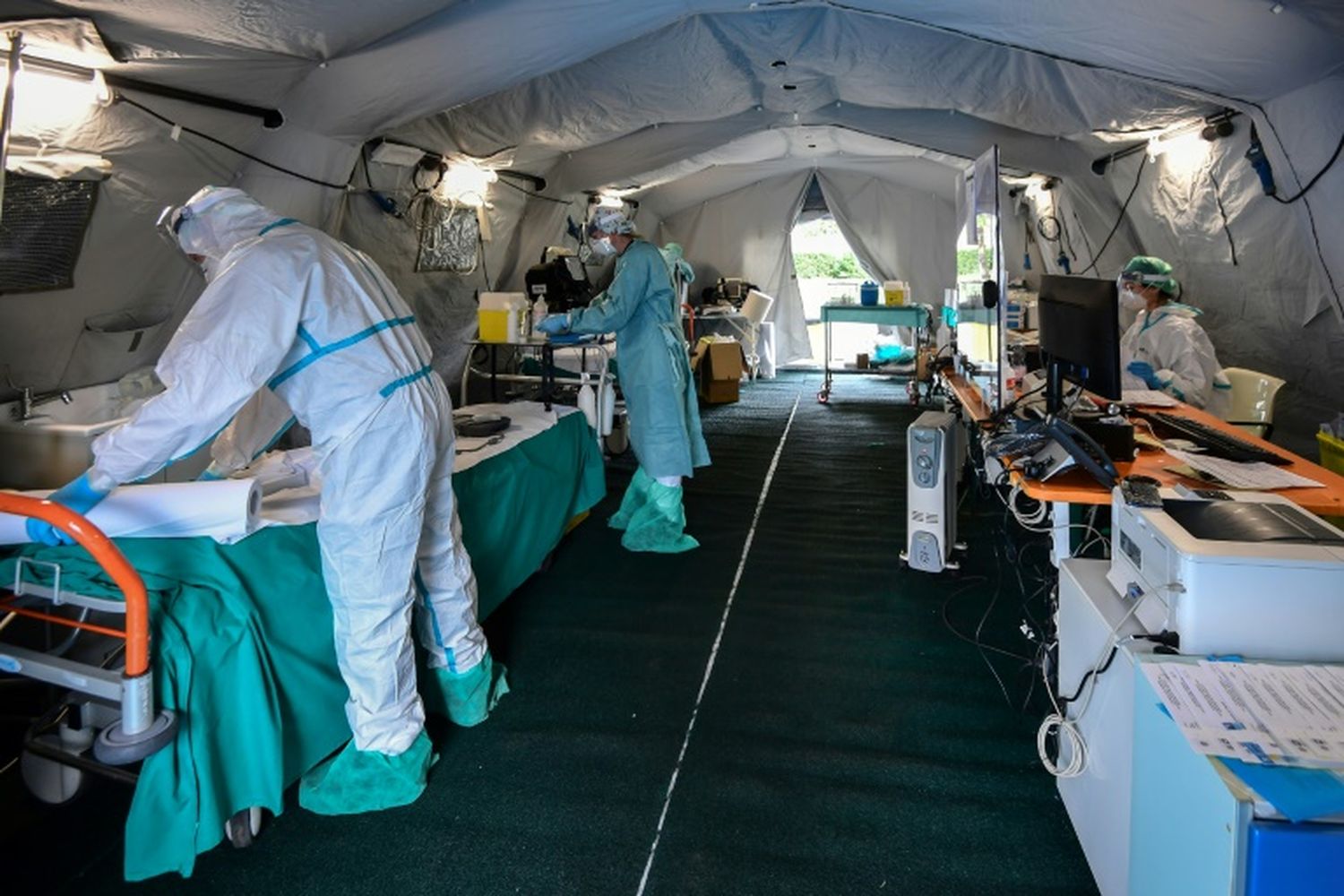 En pleno bloqueo del país, Italia confirmó otras 175 víctimas y llegó a 1441 muertos