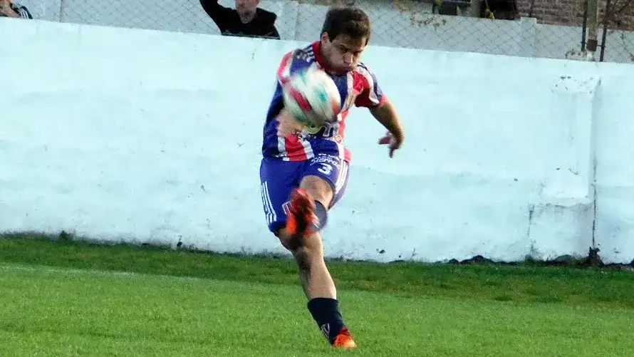FOTO LILIANA CANTÓN Matías Núñez, lateral izquierdo de Ferro.