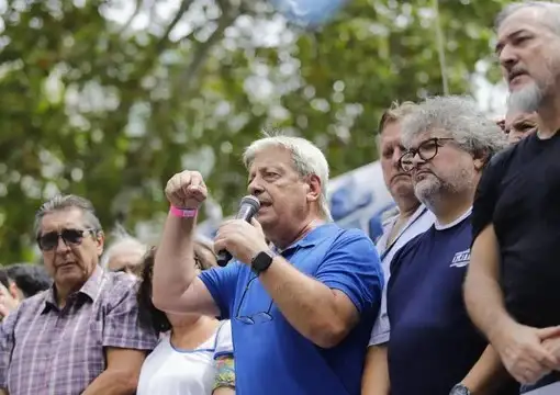 Desde la sede de Madres de Plaza de Mayo, se manifestó el titular de la UOM, Abel Furlán.