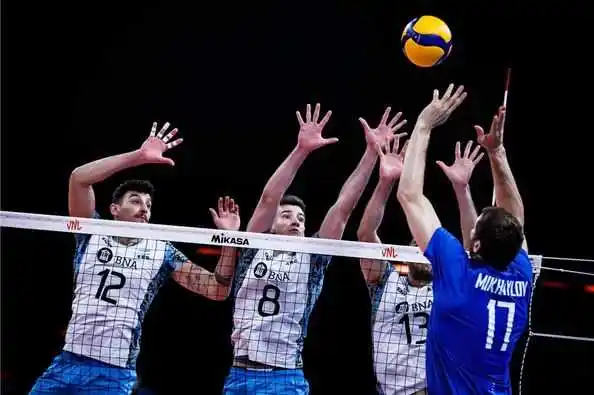 La Selección Argentina cayó frente a Rusia en cuatro sets