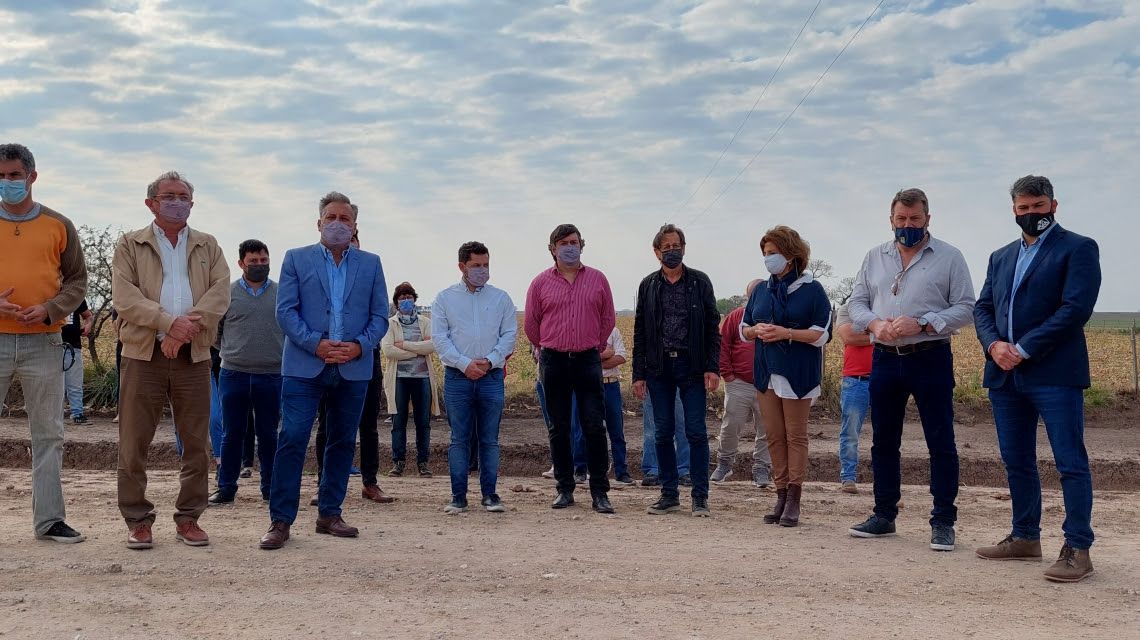 Habilitaron un nuevo camino rural en Llambi Campbell