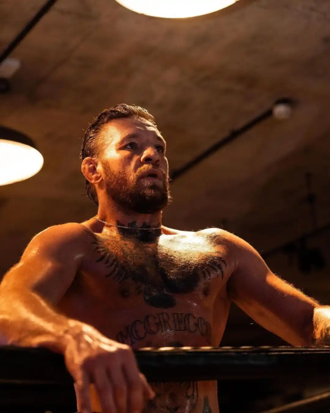 Conor McGregor vuelve a reclamar una cifra millonaria a Manny Pacquiao