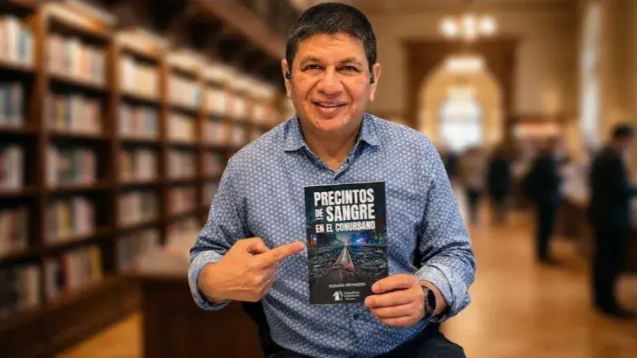 Román Reynoso presenta Precintos de sangre