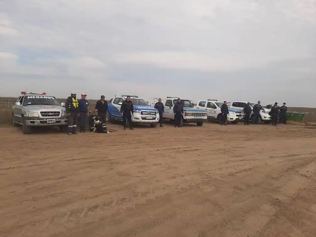 Hallan el cuerpo del hombre desaparecido tras caer su vehículo al Arroyo Paranacito